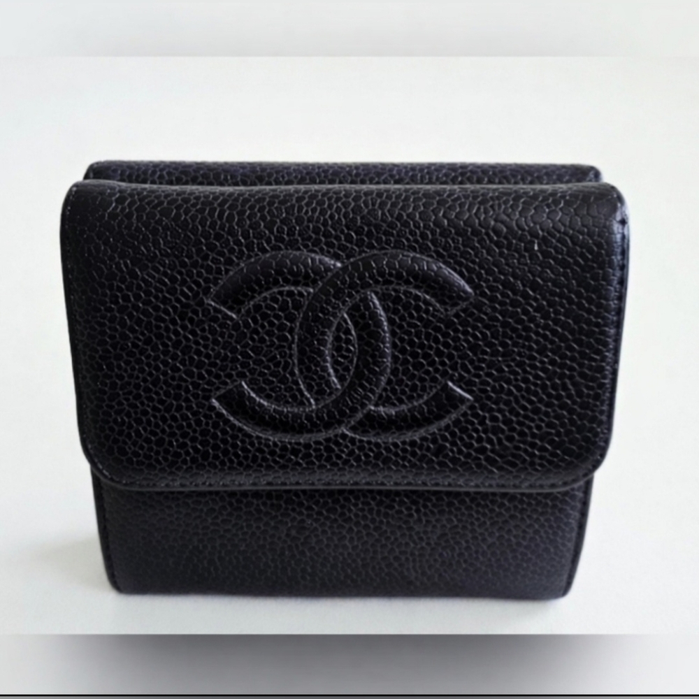 Chanel Double Sided Caviar Leather Compact Wallet